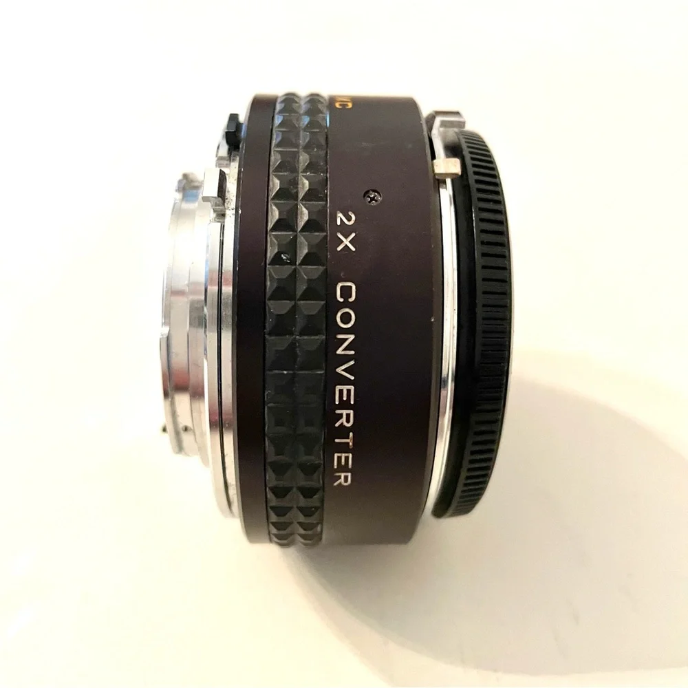 Minolta Focal MC 2X Converter Camera Lense